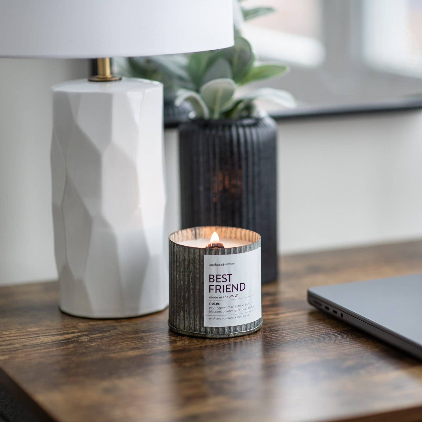 Bookworm Rustic Wood Wick Candle | Teakwood & Leather Scent | 100% Soy Wax, Phthalate-Free, 60 Hour Burn